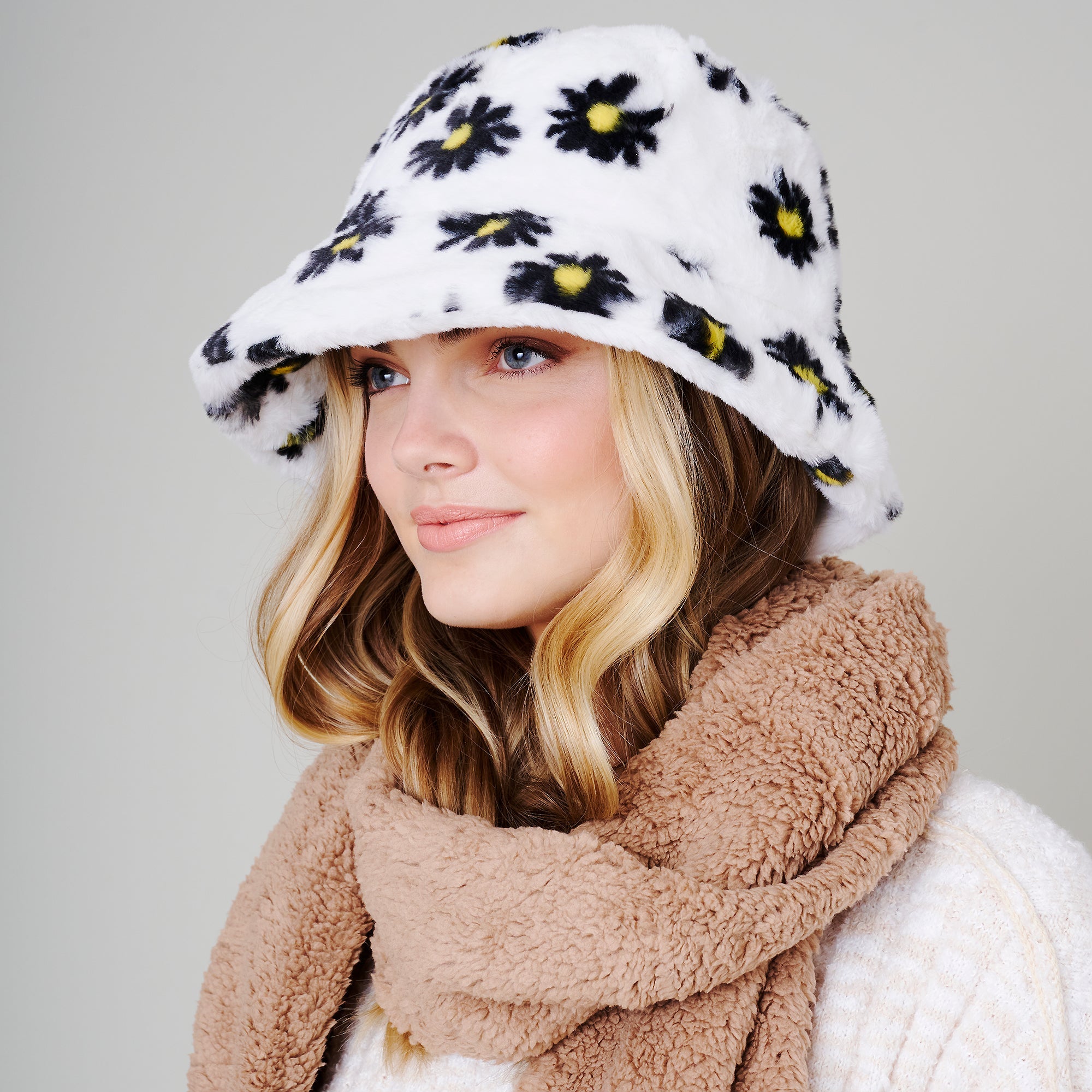 Floral Faux Fur Bucket Hat