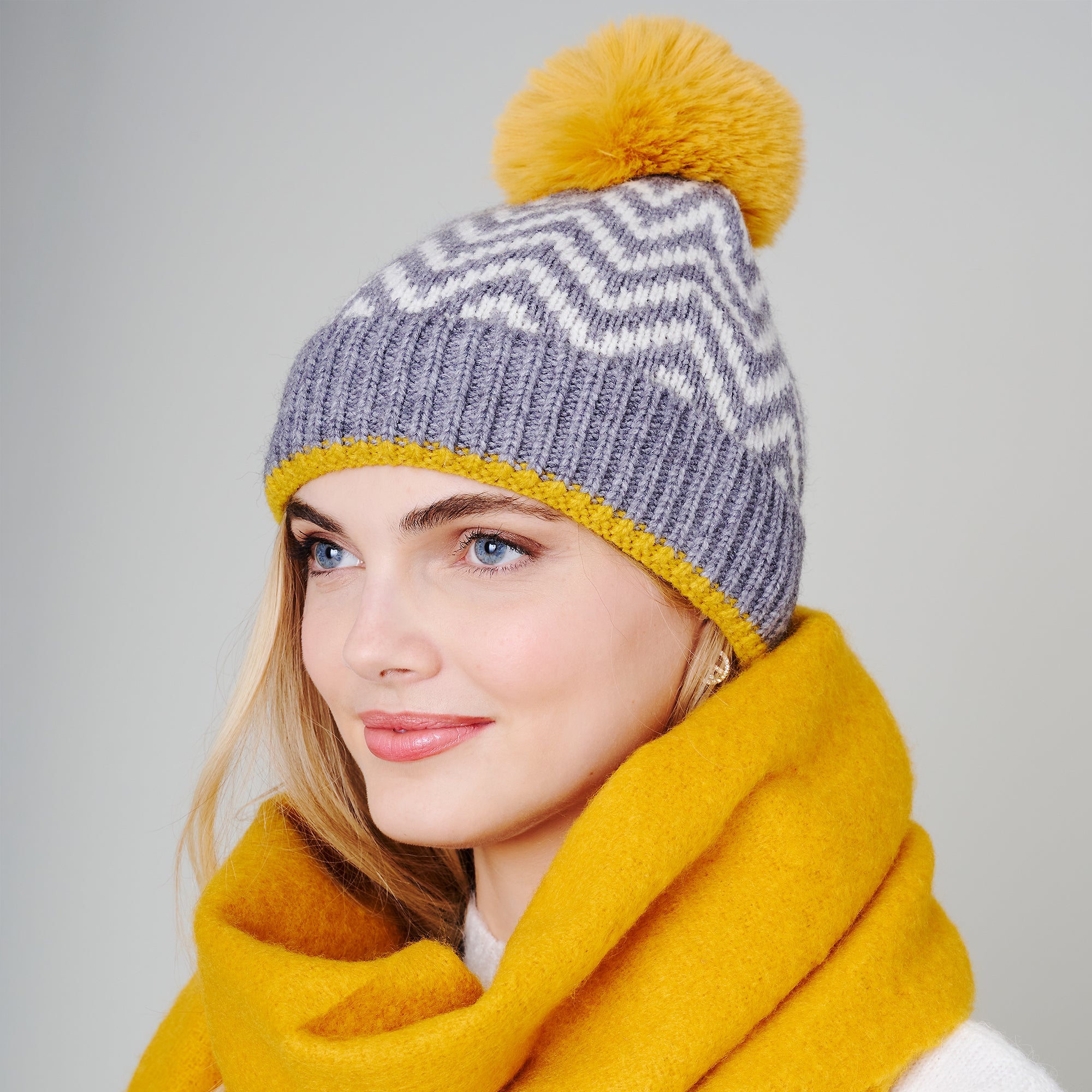 Zig Zag Print Beanie