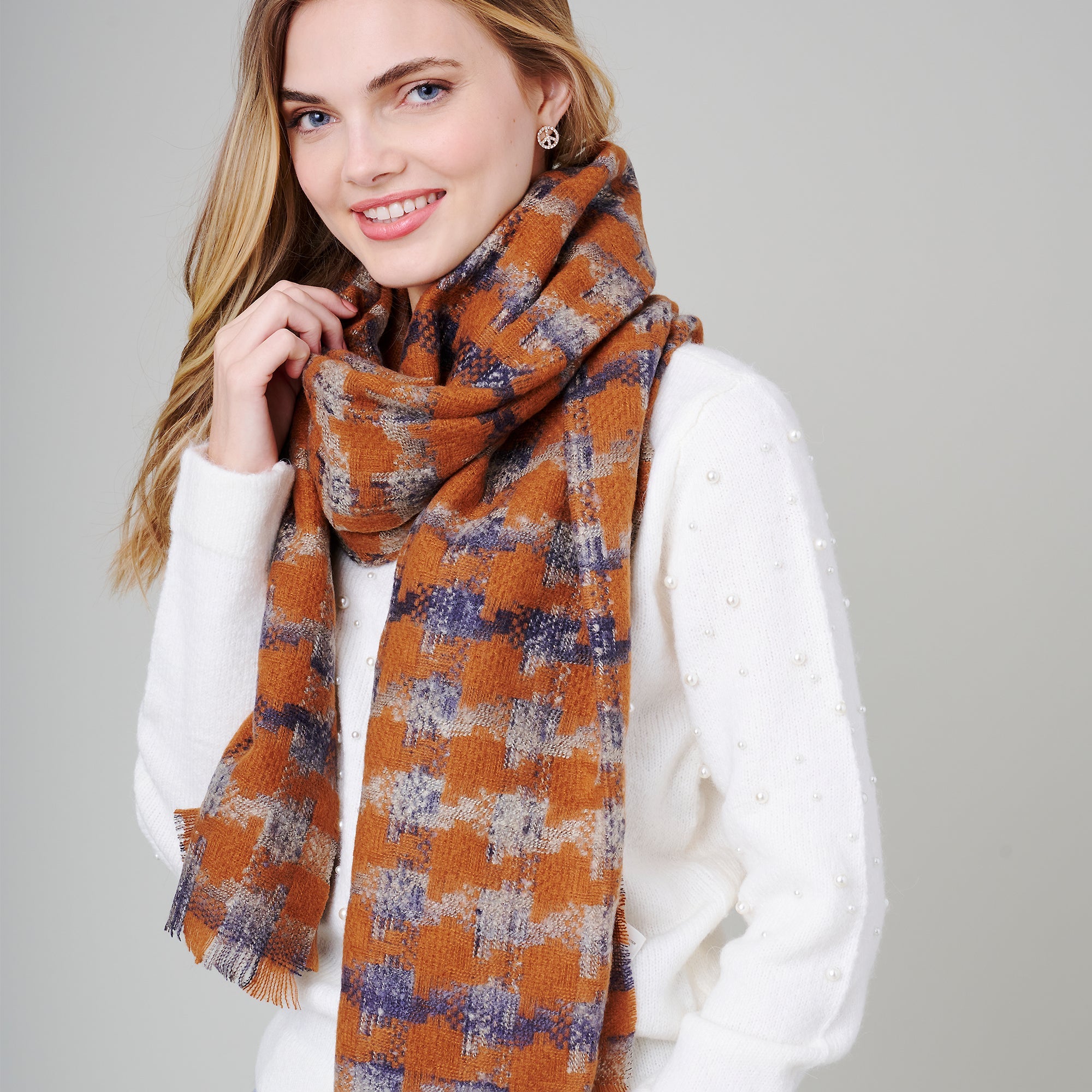 Houndstooth Print Soft Oblong Scarf