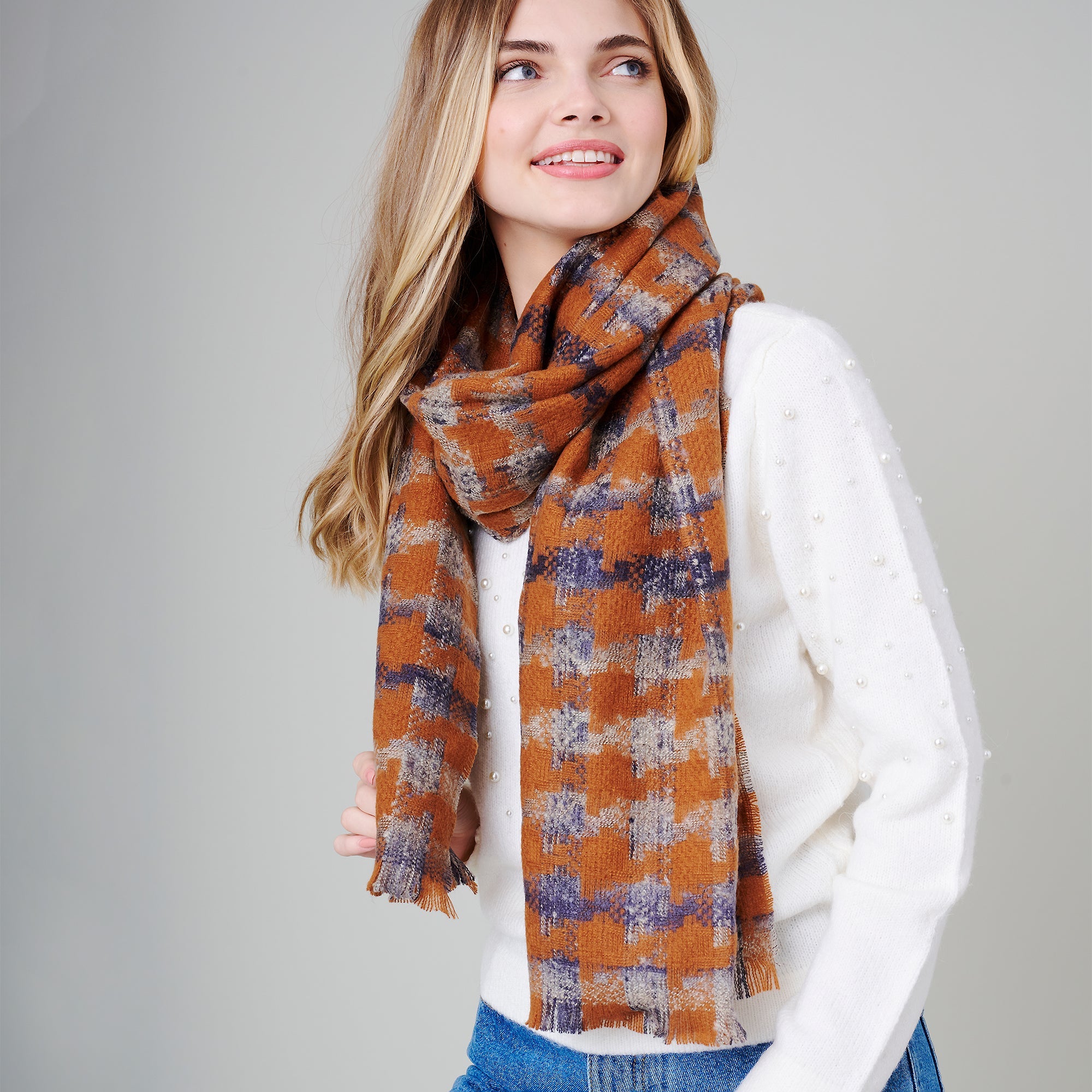 Houndstooth Print Soft Oblong Scarf