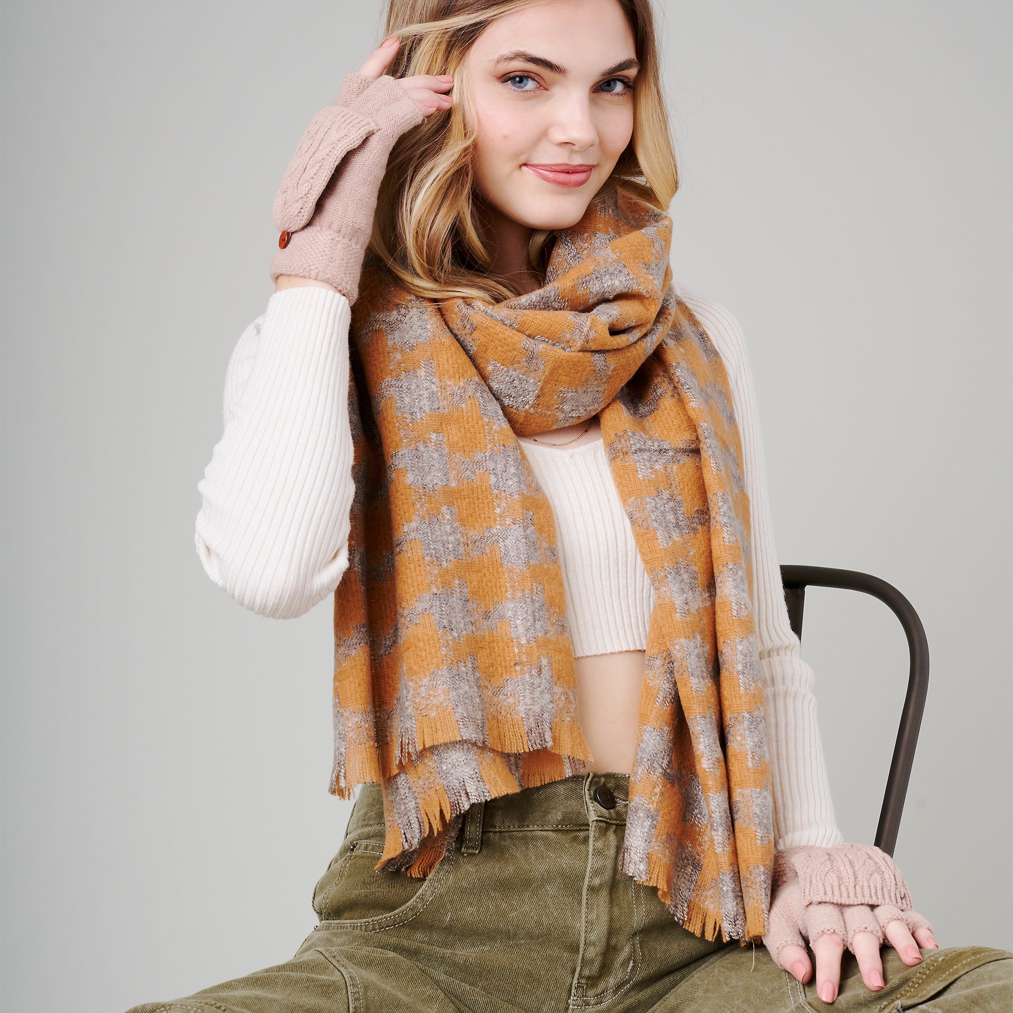 Houndstooth Print Soft Oblong Scarf