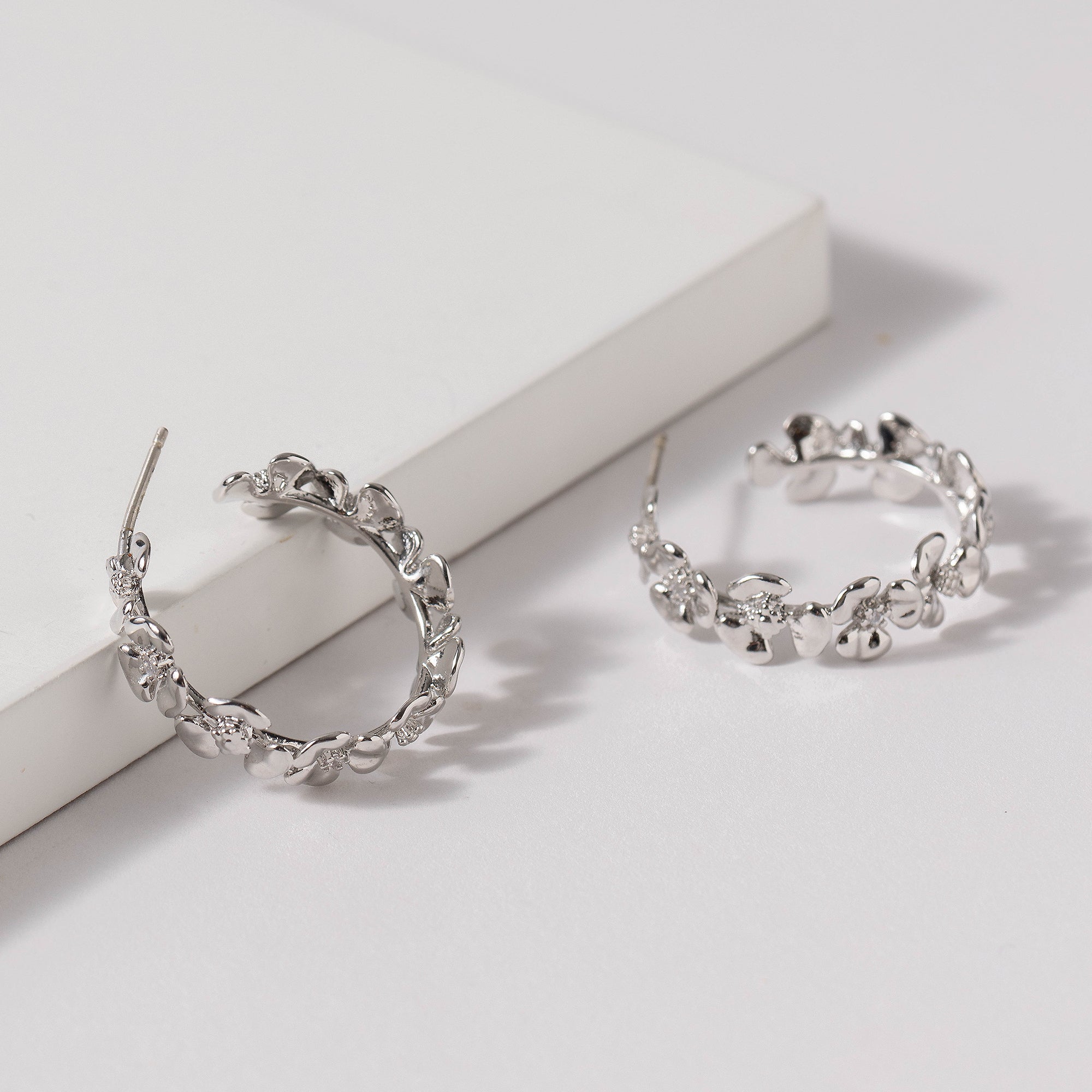 Floral Open Hoop Earrings