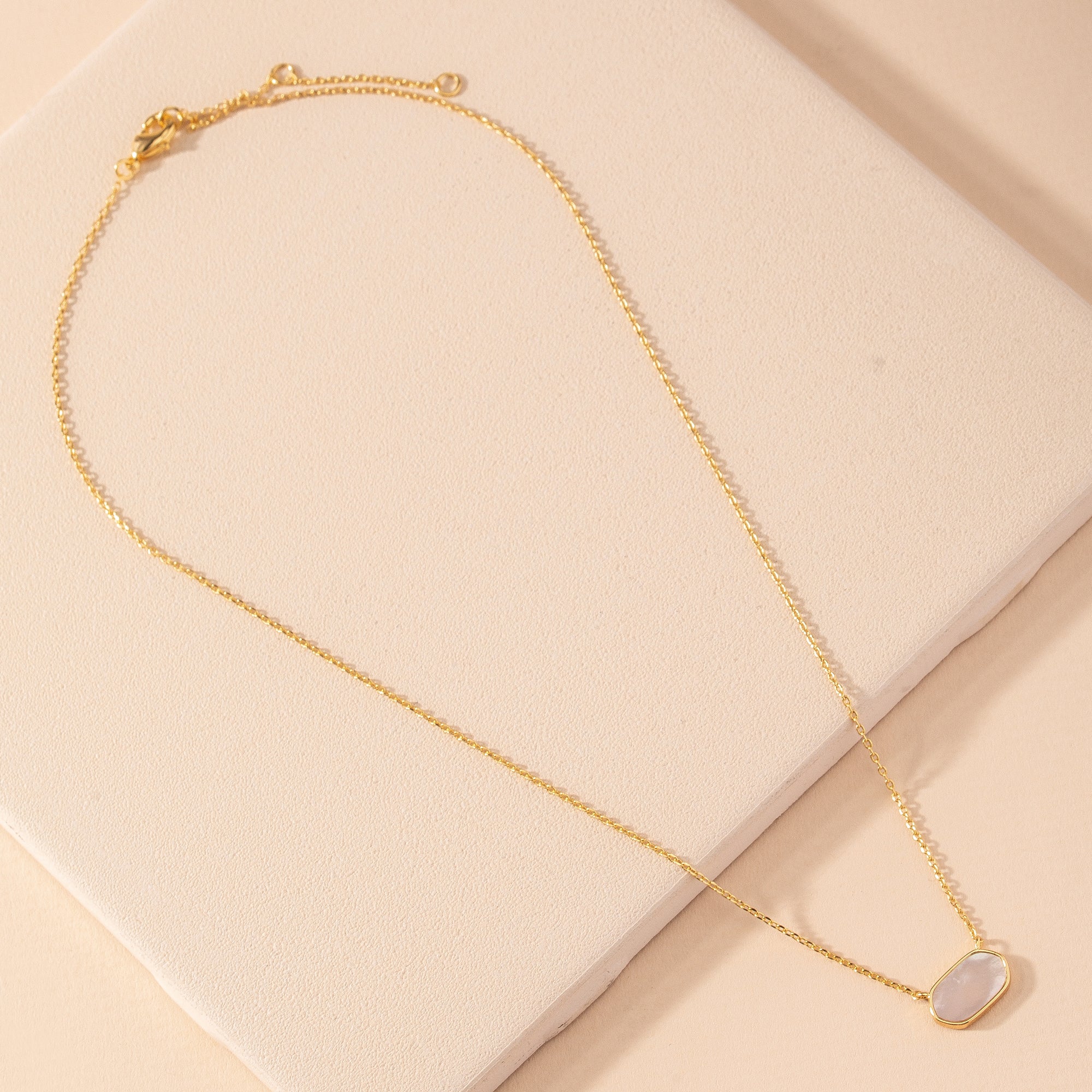Oval Pendant Necklace