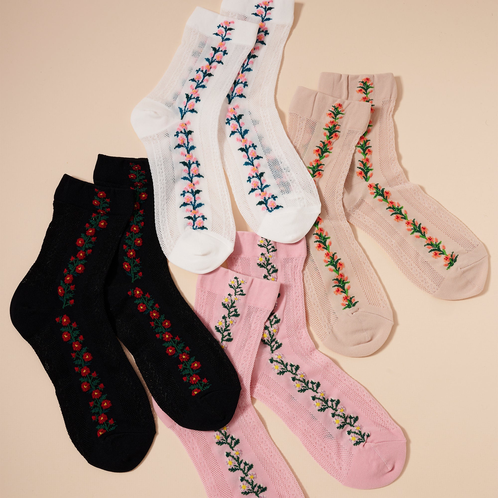 Floral Trim Knit Socks